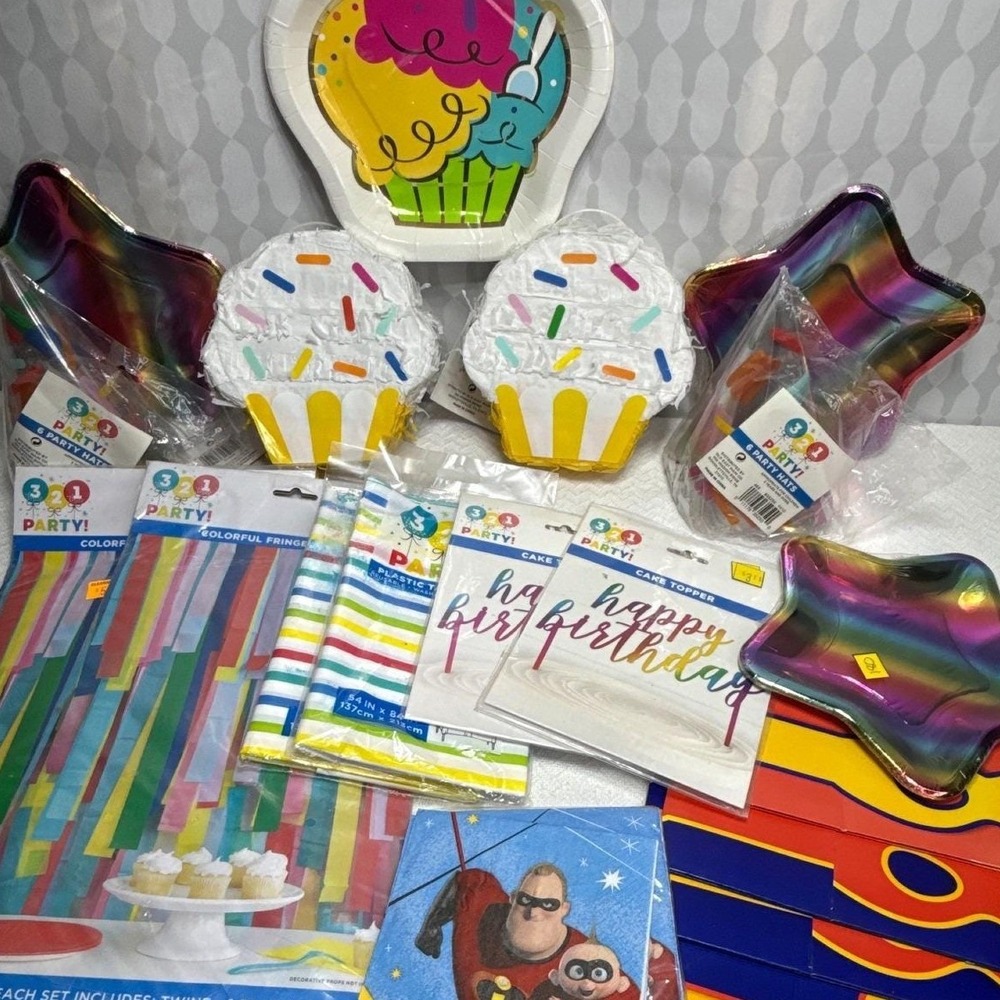 Birthday Party Supplies Incredibles Decorations Cake Plates Napkins‎